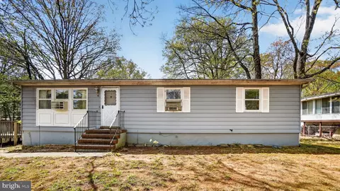 Exterior - 4 Boxwood Rd, Annapolis, MD 21403 photo 1 of 6