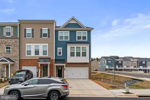 Exterior - 1605 Aster Ln, Hanover, MD 21076 photo 6 of 6