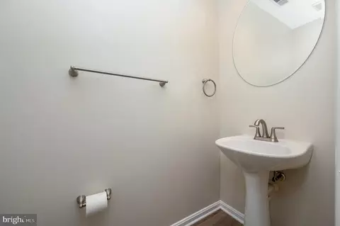 Entry Way - 700 Pine Valley Ct, Arnold, MD 21012 photo 6 of 6