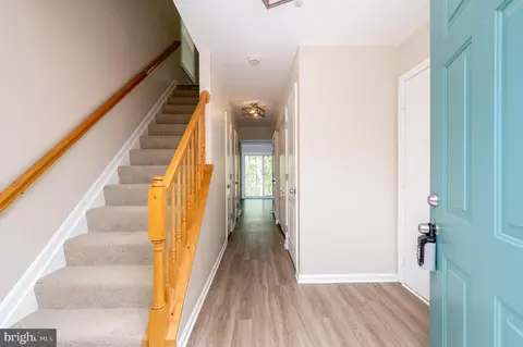 Entry Way - 700 Pine Valley Ct, Arnold, MD 21012 photo 1 of 6