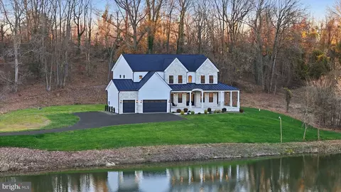 3906 Jiggsy Ct, Edgewater, MD 21037 photo 8