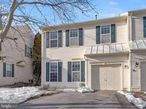 108 Leeds Creek Cir, Odenton, MD 21113