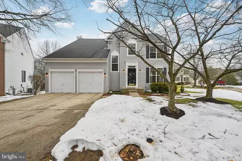 8205 Swamp Rose Pl, Laurel, MD 20724