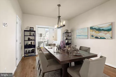 512 Pebblebrook Ln, Glen Burnie, MD 21060