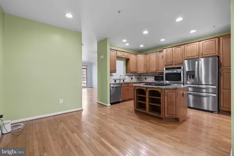 Kitchen - 2403 Killarney Ter, Odenton, MD 21113 photo 1 of 5
