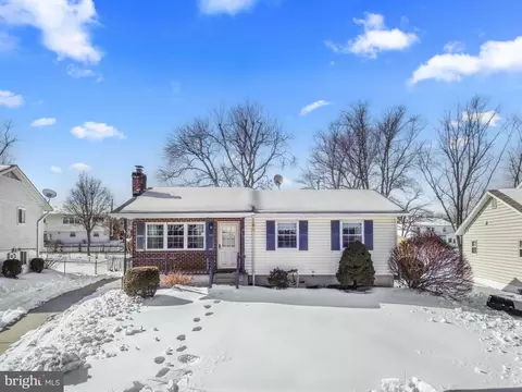 8248 Craver Rd, Millersville, MD 21108