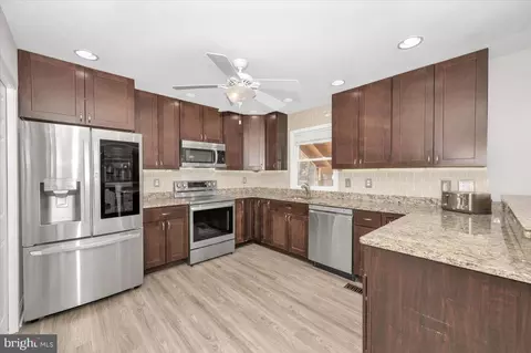 Kitchen - 241 Armstrong Ln, Pasadena, MD 21122 photo 1 of 6