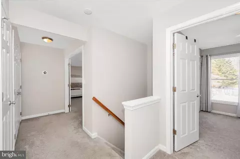 Entry Way - 241 Armstrong Ln, Pasadena, MD 21122 photo 3 of 6