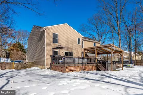 Exterior - 241 Armstrong Ln, Pasadena, MD 21122 photo 6 of 20