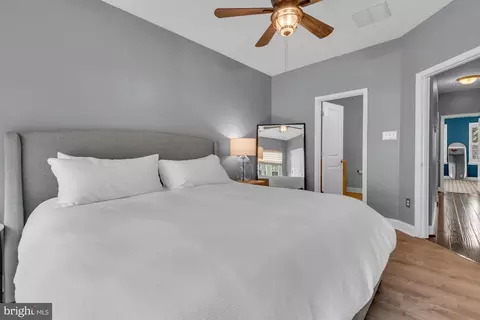 Bedroom - 219 West St, Annapolis, MD 21401 photo 4 of 5