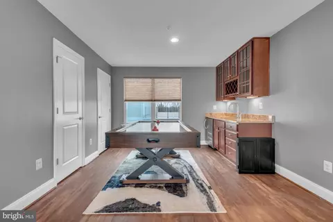 Entry Way - 219 West St, Annapolis, MD 21401 photo 7 of 14