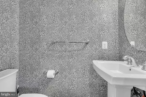 Other - 219 West St, Annapolis, MD 21401 photo 13 of 16