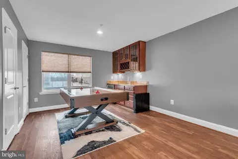 Entry Way - 219 West St, Annapolis, MD 21401 photo 13 of 14