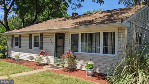 762 224th St, Pasadena, MD 21122 photo 27