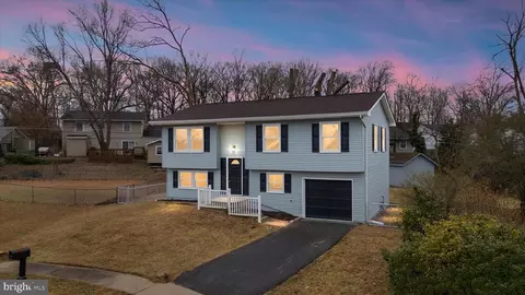 902 Winterhaven Cir, Gambrills, MD 21054