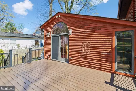 Exterior - 326 Cedar Ln, Annapolis, MD 21403 photo 4 of 18