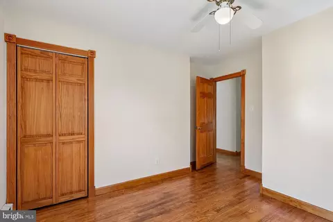 Bedroom - 326 Cedar Ln, Annapolis, MD 21403 photo 4 of 6