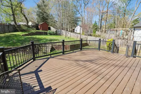 Exterior - 326 Cedar Ln, Annapolis, MD 21403 photo 3 of 18