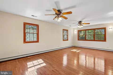 Living - 326 Cedar Ln, Annapolis, MD 21403 photo 8 of 8