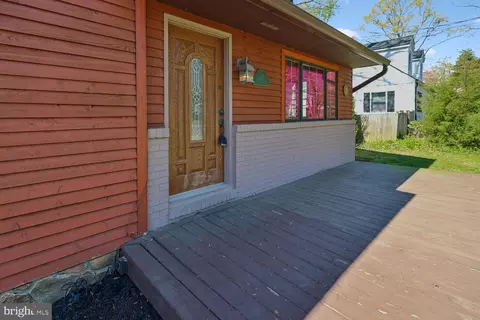 Exterior - 326 Cedar Ln, Annapolis, MD 21403 photo 1 of 18