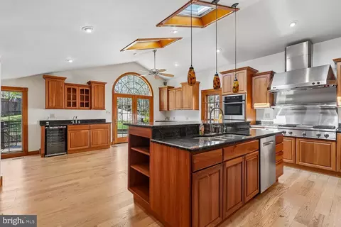 Kitchen - 326 Cedar Ln, Annapolis, MD 21403 photo 1 of 6
