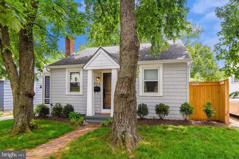 723 Glenwood St, Annapolis, MD 21401
