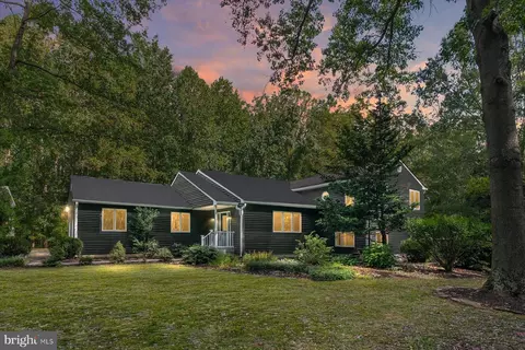 1404 Cotton Ct, Crownsville, MD 21032