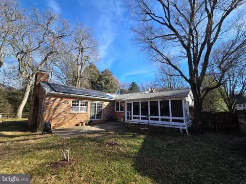 1154 Willow Ln, Annapolis, MD 21409 photo 2