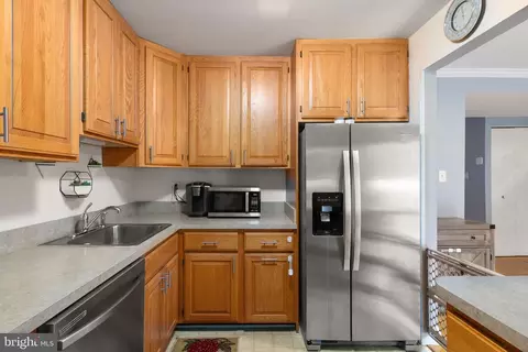 Kitchen - 1186 Annis Squam Harbour, Pasadena, MD 21122 photo 3 of 3