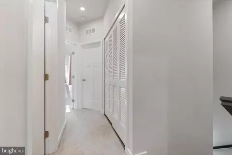 Entry Way - 110 Bethlehem Pl, Brooklyn, MD 21225 photo 13 of 14