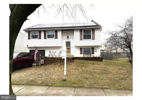 7854 Tick Neck Rd, Pasadena, MD 21122