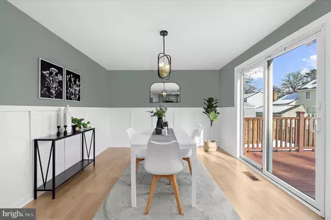 Dining - 2959 Beaver Brook Ct, Pasadena, MD 21122 photo 1 of 2