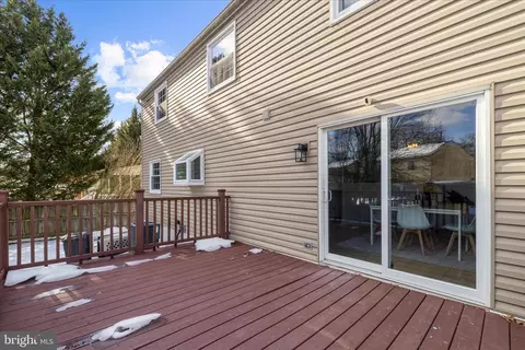 Exterior - 2959 Beaver Brook Ct, Pasadena, MD 21122 photo 4 of 6
