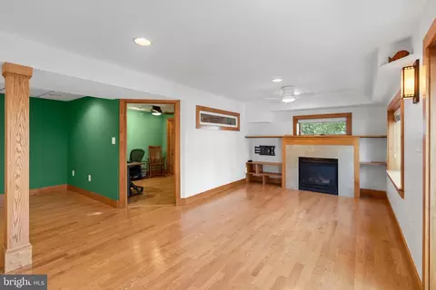 Living - 357 Overlook Trl, Annapolis, MD 21401 photo 3 of 3