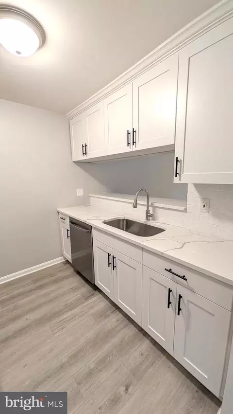 6607 Rapid Water Way #102, Glen Burnie, MD 21060