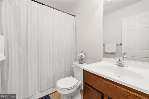 813 201st St, Pasadena, MD 21122 photo 38