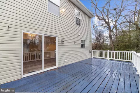 813 201st St, Pasadena, MD 21122 photo 6