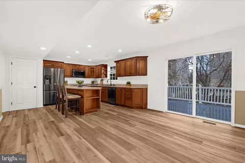 813 201st St, Pasadena, MD 21122 photo 15