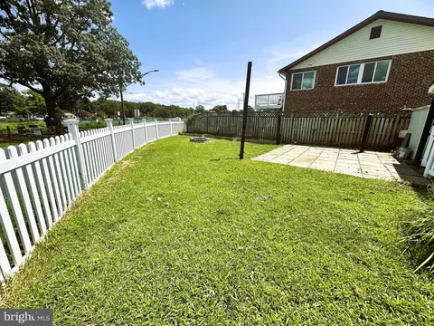 Exterior - 431 Shore Dr, Edgewater, MD 21037 photo 9 of 14