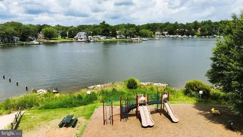 View/Area - 431 Shore Dr, Edgewater, MD 21037 photo 2 of 2