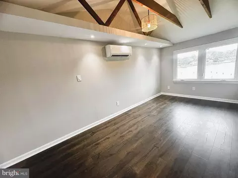 Living - 431 Shore Dr, Edgewater, MD 21037 photo 4 of 4