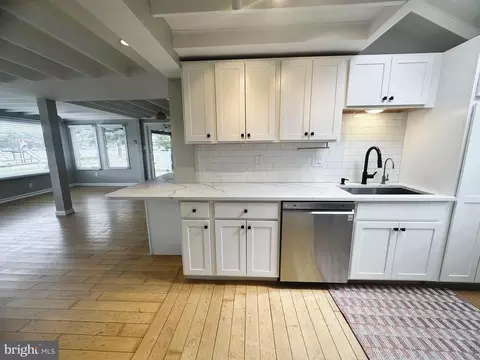 Other - 431 Shore Dr, Edgewater, MD 21037 photo 7 of 17