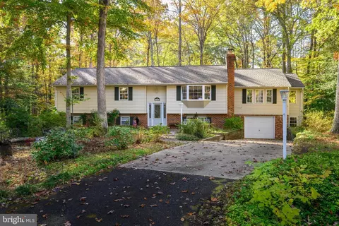 2184 Branchwood Ct, Gambrills, MD 21054