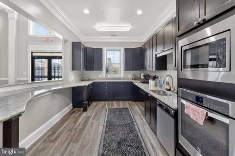Kitchen - 2910 Glendale Ave, Hanover, MD 21076 photo 5 of 5