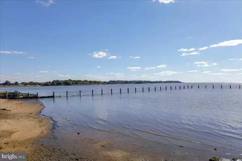 View/Area - 503 Harbor Dr, Annapolis, MD 21403 photo 1 of 4