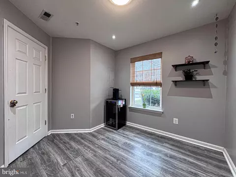 68 Millhaven Ct, Edgewater, MD 21037 photo 11
