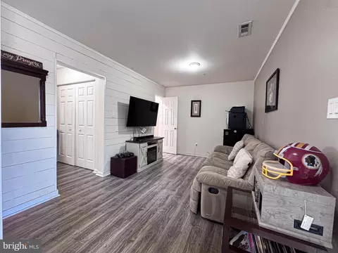 68 Millhaven Ct, Edgewater, MD 21037 photo 13