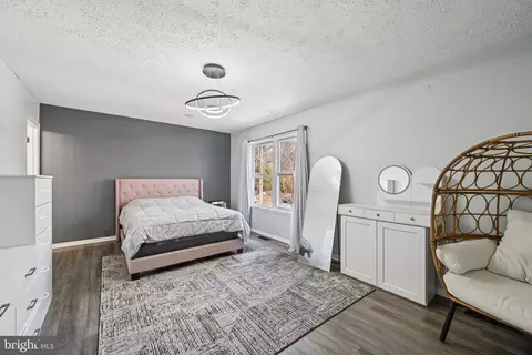 Bedroom - 128 Cottage Grove Dr, Pasadena, MD 21122 photo 1 of 7