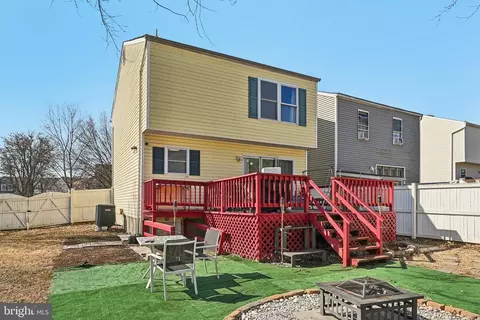Exterior - 128 Cottage Grove Dr, Pasadena, MD 21122 photo 9 of 10