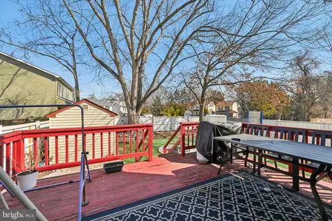 Exterior - 128 Cottage Grove Dr, Pasadena, MD 21122 photo 4 of 10